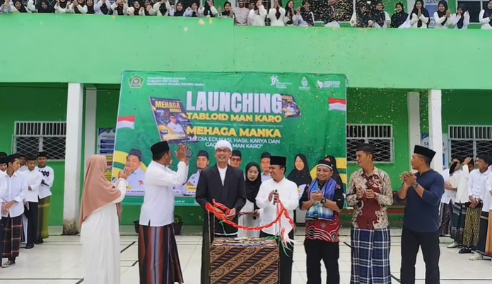 MAN Karo Resmi Luncurkan Buletin “MEHAGA MANKA” sebagai Wadah Kreativitas dan Literasi Siswa